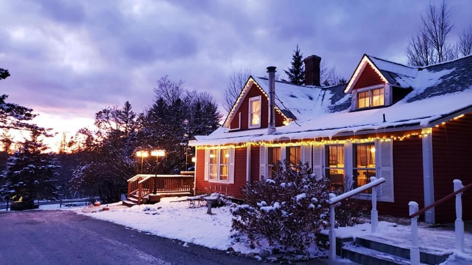 The Vermont Inn Mendon Exterior photo